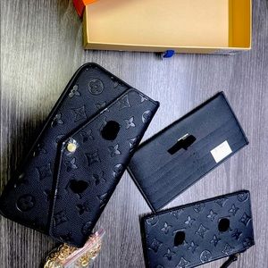 COPY - New! Monogram black purse clutch w/inserts LV